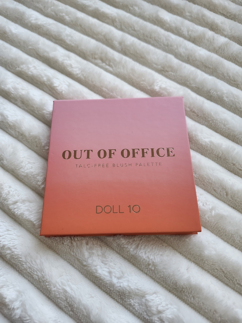 Doll 10 Out of Office Talc Free Blush Palette Pink Mauve Nude Cruelty Free New